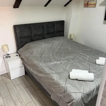 Stan Na Dan Centar * Ni